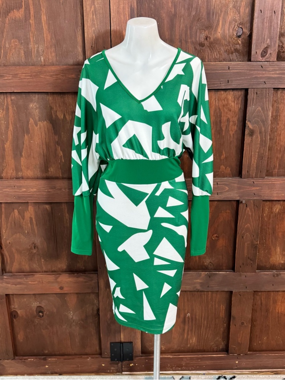 SHEIN Green and White Abstract V-Neck Midi Dress